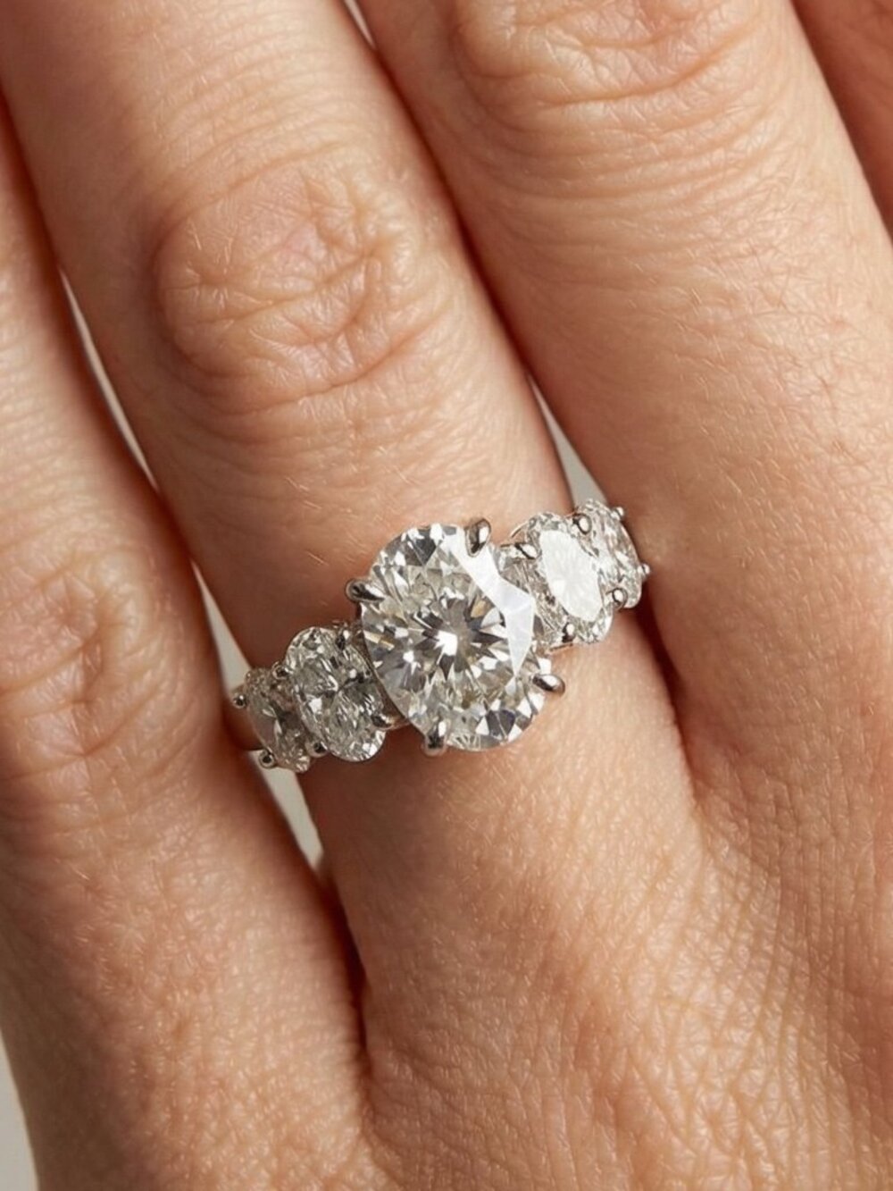 Women's Wedding Ring Size 7.5 Crystal Costume Jewelry New